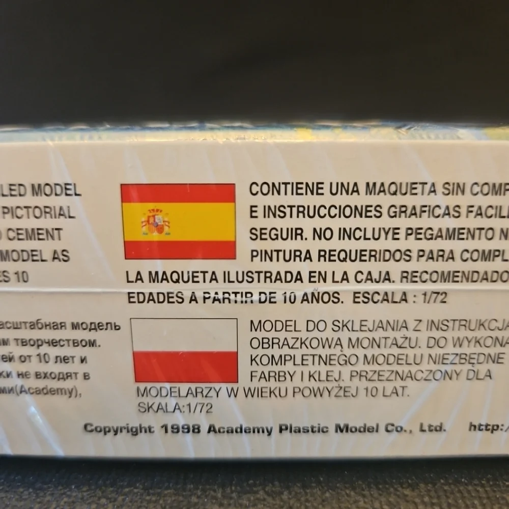 Academy P-39Q/N Airacobra Model‎ Kit